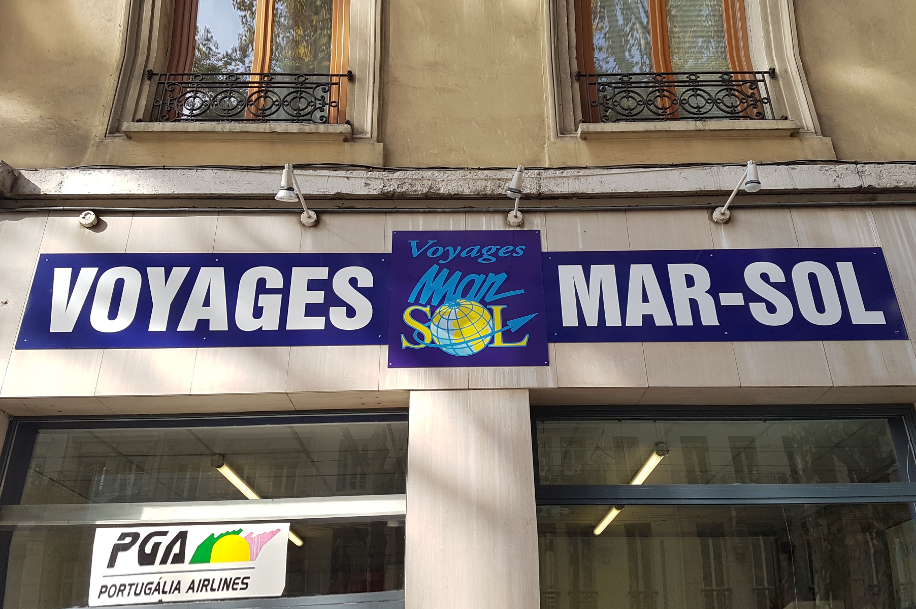 ENSEIGNES-6