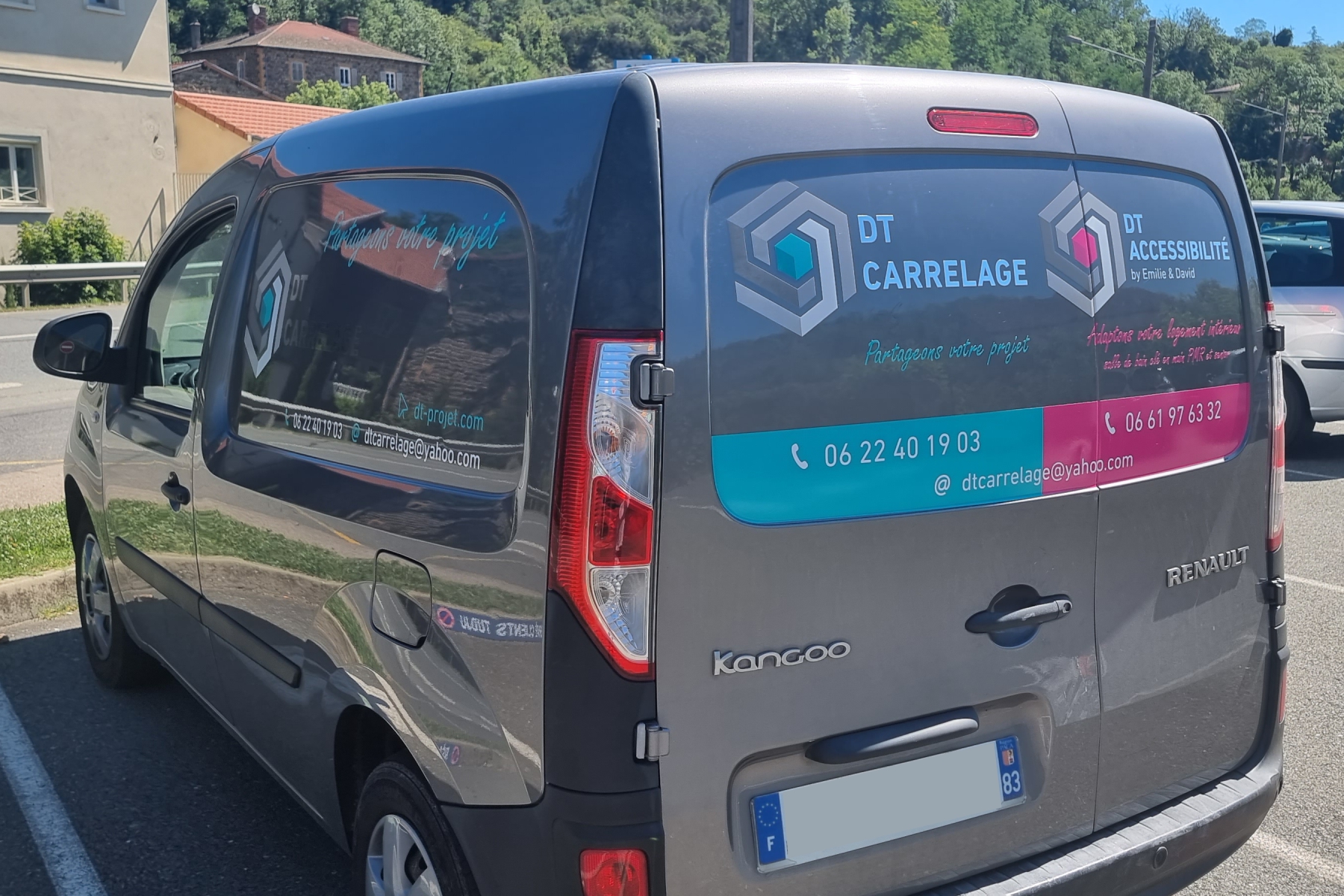 VEHICULES-19